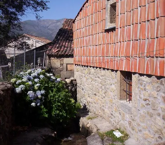 منزل ريفي El Tormal *